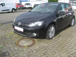 Schwarz Gebraucht 2011 VW Golf VI Style Limousine | 5.950 € (Fairer Preis)