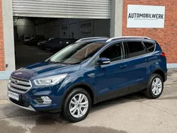 Blau Gebraucht 2019 Ford Kuga Cool & Connect SUV | 12.499 € (Guter Preis)