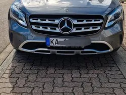 Grau Gebraucht 2017 Mercedes GLA200 SUV | 18.500 € (Fairer Preis)