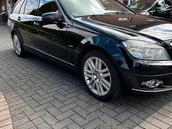 Schwarz Gebraucht 2009 Mercedes C250 Kombi | 3.900 € (Fairer Preis)
