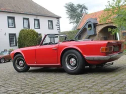 Rot Gebraucht 1971 Triumph TR6 Cabrio | 27.990 €