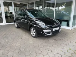 Perlmuttschwarz Gebraucht 2010 Renault Scénic III Dynamique Van / Kleinbus | 4.890 € (Etwas zu teuer)