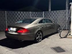 Andere farben Gebraucht 2007 Mercedes CLS320 Limousine | 6.900 € (Fairer Preis)