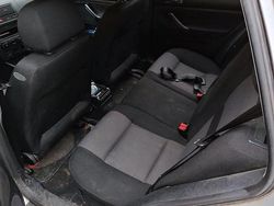 Silber Gebraucht 2000 VW Golf IV Limousine | 600 € (Superpreis)