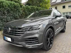Siliziumgrau metallic Gebraucht 2019 VW Touareg Atmosphere SUV | 39.950 € (Fairer Preis)