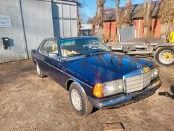 Mercedes 230