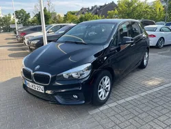 Schwarz Gebraucht 2016 BMW 218 Active Tourer Van / Kleinbus | 12.200 € (Guter Preis)