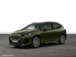 Grün Gebraucht 2025 BMW 220 Active Tourer M Sport Van / Kleinbus | 42.030 €