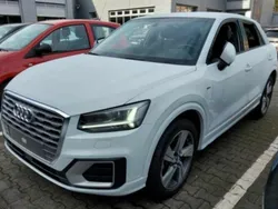 Weiß Gebraucht 2019 Audi Q2 S-Line SUV | 22.700 € (Etwas zu teuer)