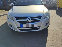 Grau Gebraucht 2011 VW Tiguan Team SUV | 6.200 € (Guter Preis)