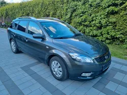 Beige Gebraucht 2010 Kia Ceed Kombi | 4.500 € (Guter Preis)