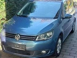 Blau Gebraucht 2014 VW Touran Cup Van / Kleinbus | 4.200 € (Superpreis)