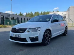 Weiß Gebraucht 2016 Skoda Octavia RS Kombi | 15.700 € (Guter Preis)