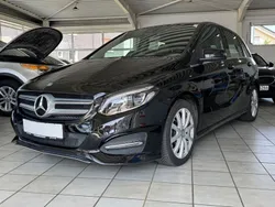 Schwarz Gebraucht 2015 Mercedes B200 Urban Van / Kleinbus | 14.850 € (Fairer Preis)