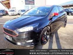 Schwarz Gebraucht 2016 Ford Focus Sport Limousine | 9.990 € (Fairer Preis)
