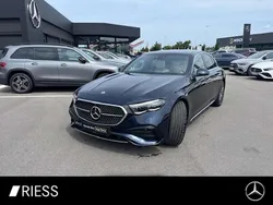 Metalliclack nautikblau Gebraucht 2023 Mercedes E220 AMG Limousine | 62.900 €