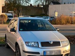 Grau Gebraucht 2007 Skoda Fabia Kleinwagen | 1.550 € (Guter Preis)