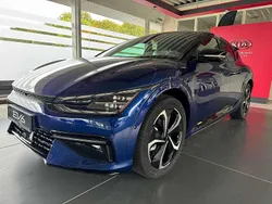 Blau Neu 2024 Kia EV6 4 SUV | 57.990 €