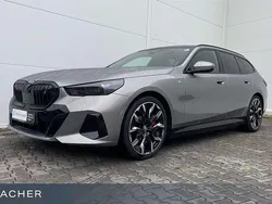 Oxidgrau ii metallic Gebraucht 2024 BMW i5 Basis Limousine | 62.233 € (Fairer Preis)