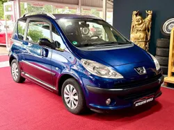 Blau Gebraucht 2005 Peugeot 1007 Premium Kleinwagen | 2.990 € (Fairer Preis)