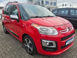 Rot Gebraucht 2017 Citroën C3 Picasso PureTech Van / Kleinbus | 8.999 € (Etwas zu teuer)