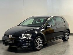 Schwarz Gebraucht 2016 VW Golf VII Allstar Limousine | 14.500 € (Fairer Preis)