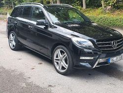 Schwarz Gebraucht 2015 Mercedes ML350 AMG SUV | 22.000 € (Fairer Preis)