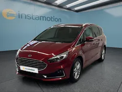 Rot Gebraucht 2022 Ford S-MAX Titanium Van / Kleinbus | 26.699 € (Teuer)