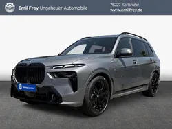 Skyscraper grau metallic Neu 2025 BMW X7 M Sport SUV | 113.490 € (Fairer Preis)