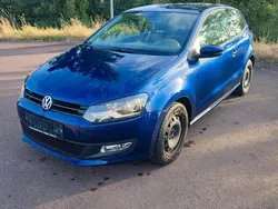 Blau Gebraucht 2010 VW Polo Kleinwagen | 2.400 € (Fairer Preis)