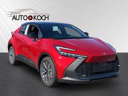 Rot Neu 2025 Toyota C-HR SUV | 34.490 €