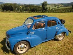 Blau Gebraucht 1950 Renault 4CV Cabrio | 18.500 €