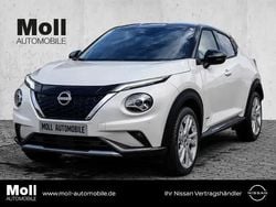 Pearl white / kf black Gebraucht 2023 Nissan Juke Tekna SUV | 24.380 € (Fairer Preis)