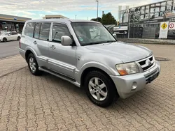 Silber Gebraucht 2006 Mitsubishi Pajero SUV | 3.750 € (Superpreis)
