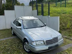 Silber Gebraucht 1997 Mercedes C180 Limousine | 4.200 € (Etwas zu teuer)