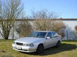 Silber Gebraucht 1999 Volvo S70 Limousine | 2.999 €