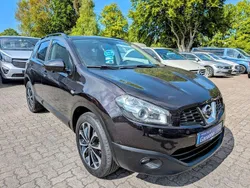 Braun Gebraucht 2013 Nissan Qashqai 360º SUV | 10.200 € (Etwas zu teuer)