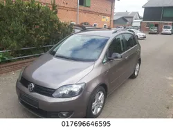 Braun Gebraucht 2012 VW Golf Plus Match Van / Kleinbus | 6.900 € (Guter Preis)