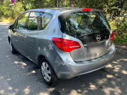 Grau Gebraucht 2012 Opel Meriva Van / Kleinbus | 10.000 € (Teuer)