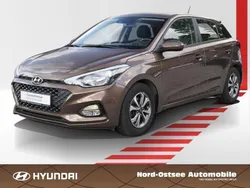 Braun Gebraucht 2019 Hyundai i20 Trend Limousine | 13.590 € (Guter Preis)
