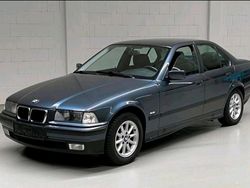 Blau Gebraucht 1998 BMW 318 Comfort Edition Limousine | 6.900 €