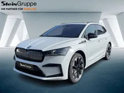Weiß Gebraucht 2025 Skoda Enyaq iV SportLine SUV | 49.789 € (Fairer Preis)