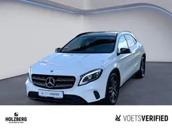 Weiß Gebraucht 2018 Mercedes GLA250 SUV | 25.490 € (Etwas zu teuer)