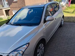 Silber Gebraucht 2008 Hyundai i30 Classic Limousine | 4.199 € (Fairer Preis)