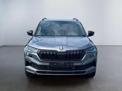 Graphite grau metallic Neu 2025 Skoda Karoq SportLine SUV | 36.390 € (Fairer Preis)
