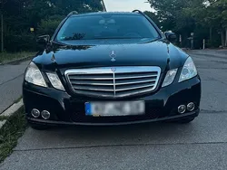 Schwarz Gebraucht 2011 Mercedes E200 Kombi | 8.400 € (Fairer Preis)