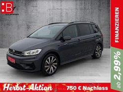 Grau Gebraucht 2024 VW Touran Pro Van / Kleinbus | 35.950 € (Fairer Preis)
