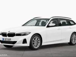 Weiß Gebraucht 2023 BMW 318 Shadowline Kombi | 31.490 € (Fairer Preis)