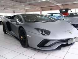 Grau Gebraucht 2018 Lamborghini Aventador Coupé | 349.500 € (Teuer)