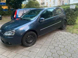 Blau Gebraucht 2008 VW Golf V Limousine | 700 € (Superpreis)